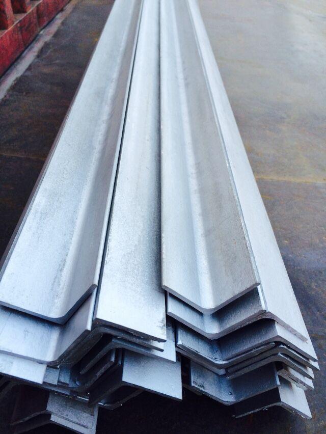  Hot Rolled 10025-3 S355N 3 To 20 Mm Thickness Galvanized Or Black Angle Steel Bar Angles